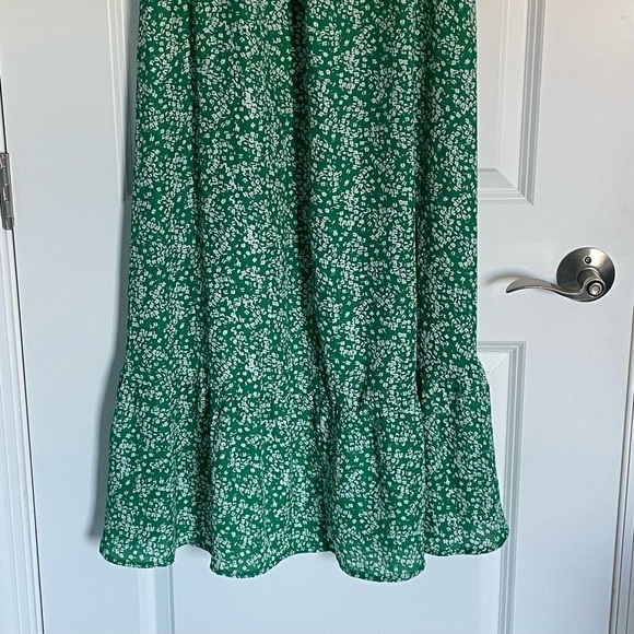Lulus smocked floral maxi Dress green white 35447 - Picture 6 of 13